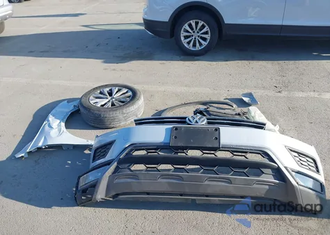 2018 Volkswagen Tiguan 2.0T S z USA, uszkodzony, nr VIN 3VV0B7AX0JM025608